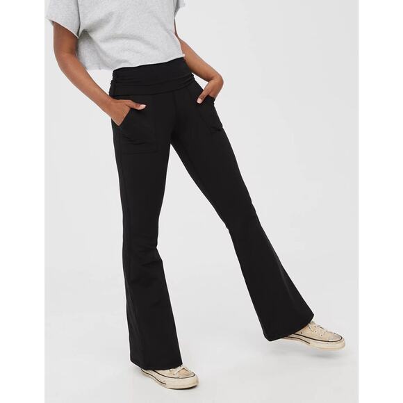 NWT OFFLINE by AERIE OG Foldover High Waisted Super Flare Leggings Black Small - Picture 1 of 16